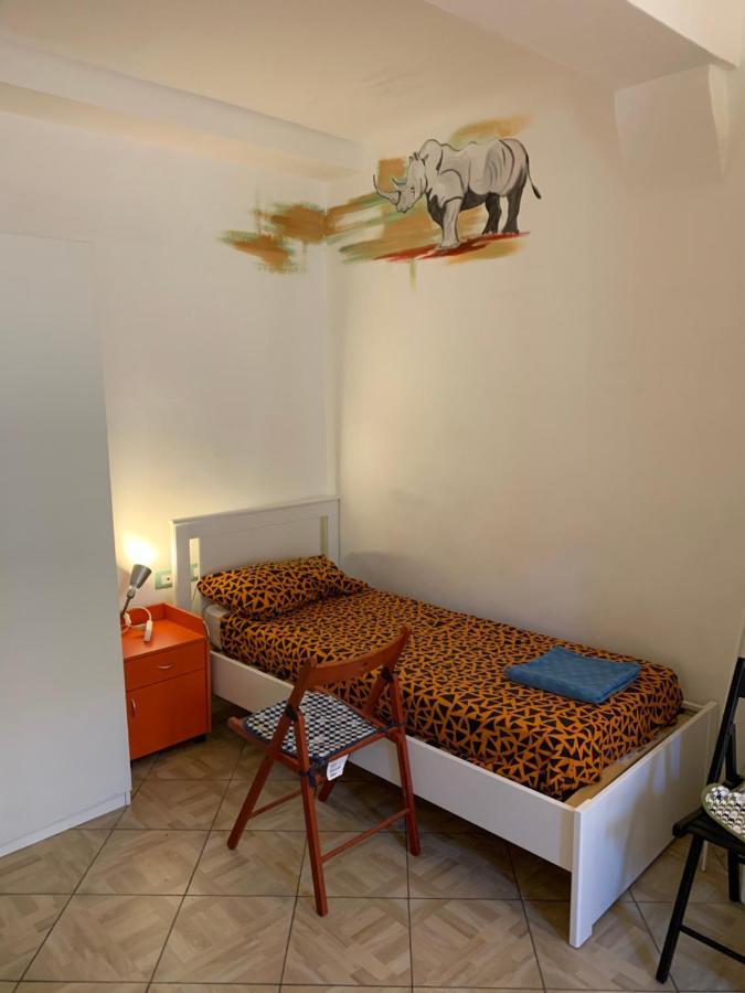 Backpackers House Bed and Breakfast Bologna Eksteriør billede